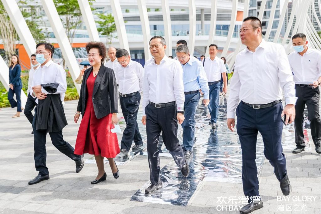 “湾区之光”摩天轮闪耀启程，点亮湾区新地标