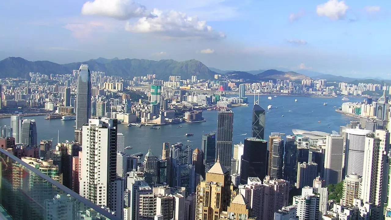 首届粤港澳大湾区服务贸易大会下月举行