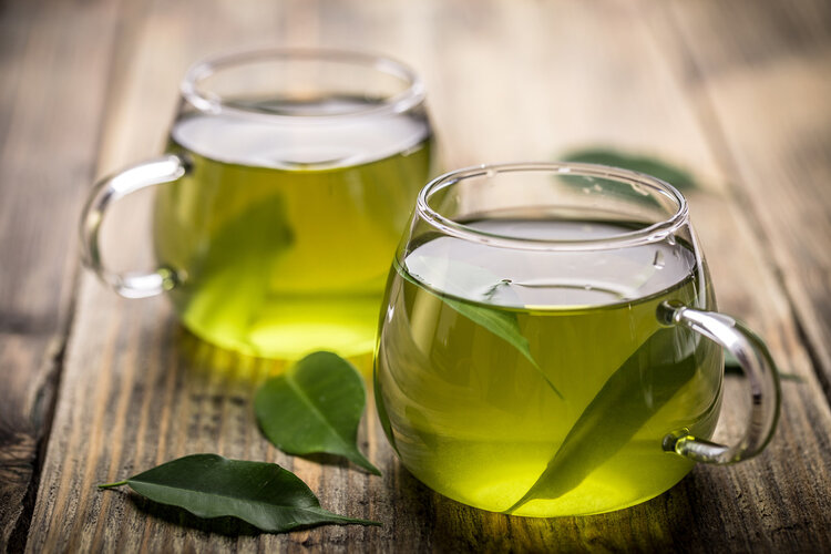 酒后不适，喝浓茶能解酒？答案可能和你想的不一样