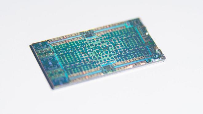 AMD和英伟达或为下一代游戏主机做准备，目前开发团队均在招募工程师 