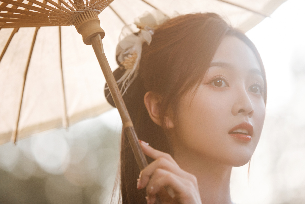 吴宣仪花羽古风写真公开 轻纱翩飞温婉大气 