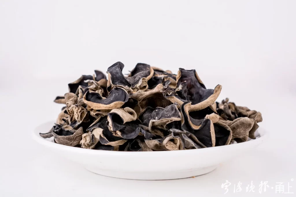 黑木耳能抗癌？泡多久会变成“毒木耳”？ 