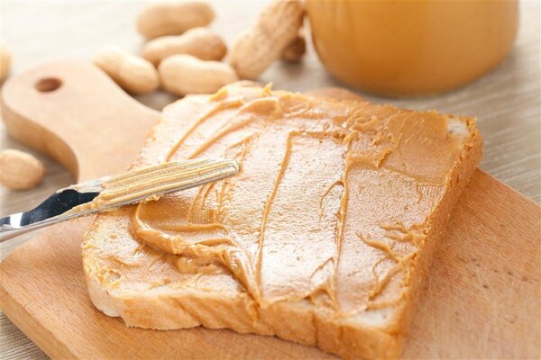锻炼、节食减肥？其实吃花生就能达到目的，别费劲了 