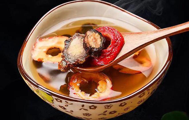山楂和它是“天生一对”？每天喝一杯，让血管更畅通！ 