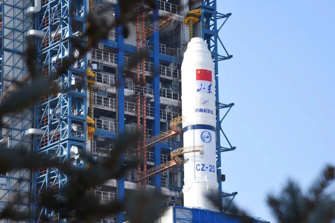我国成功发射齐鲁二号/三号卫星等14颗卫星 