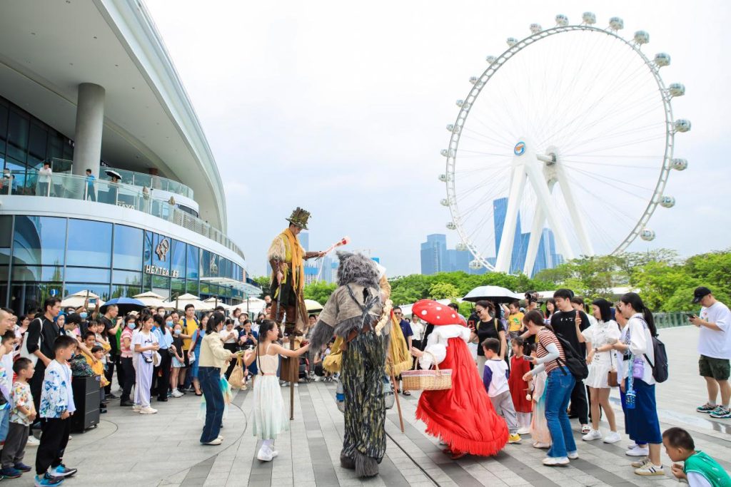 五一假期 欢乐港湾及滨海廊桥好“戏”上演