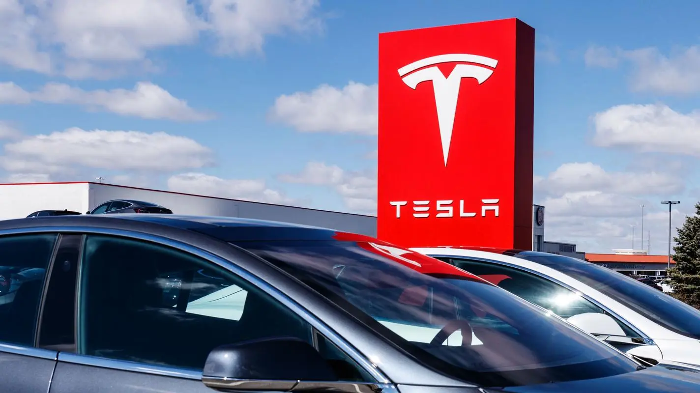 特斯拉第二季度交付超46万辆汽车，同比增长83%