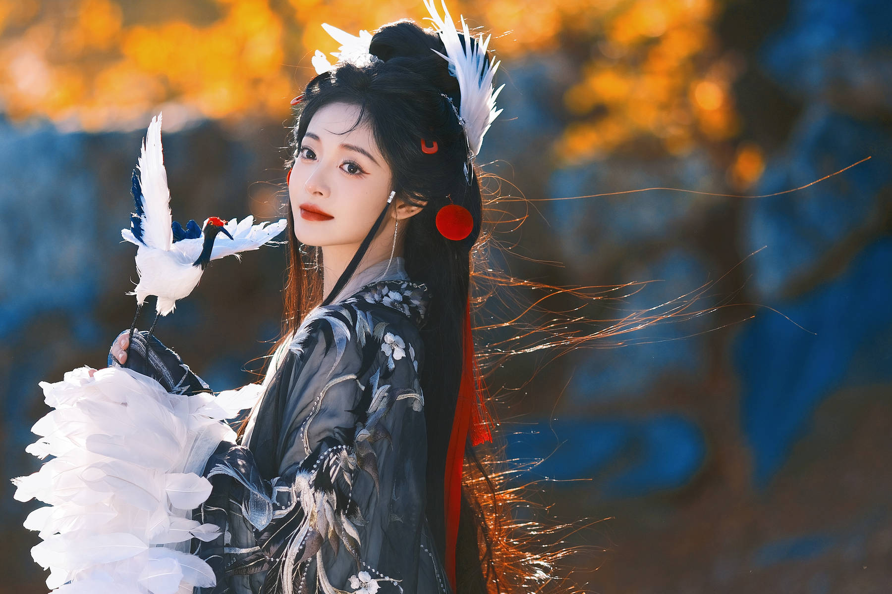 周洁琼绝美仙鹤妆 似仙子下凡古韵满满