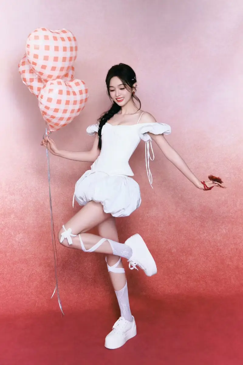 吴宣仪初恋女友造型：青春靓丽、甜美可爱！