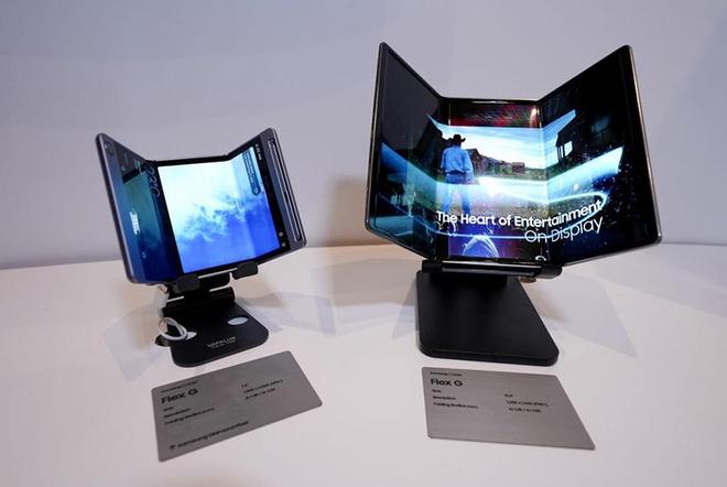 三星首款三折叠手机 Galaxy Z TriFold 有望 10 月底首秀