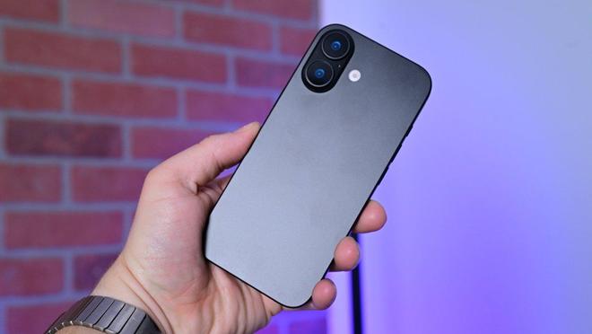 苹果iPhone 18标准版前瞻：A20芯片、12GB内存、三星传感器