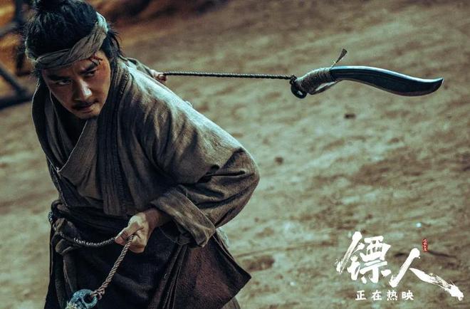 满屏黄沙遮不住骨子里的江湖!《镖人》真正意义在还未到达的长安