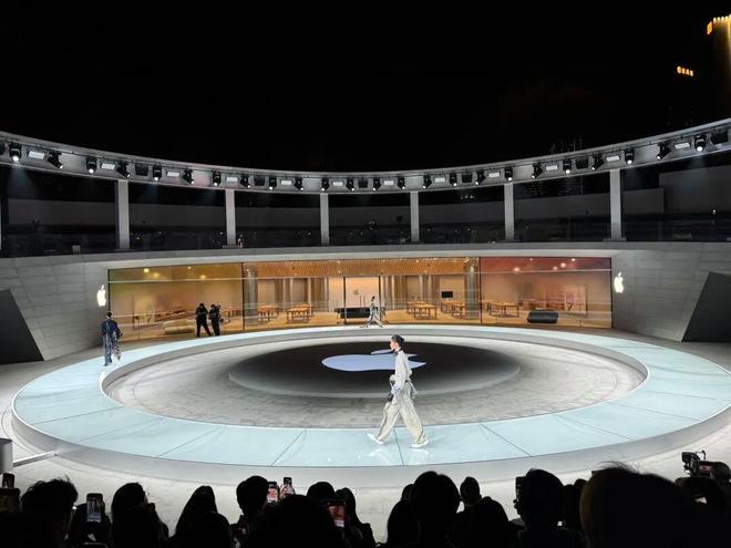 今晚，Apple 50 周年特别活动重磅亮相Apple静安