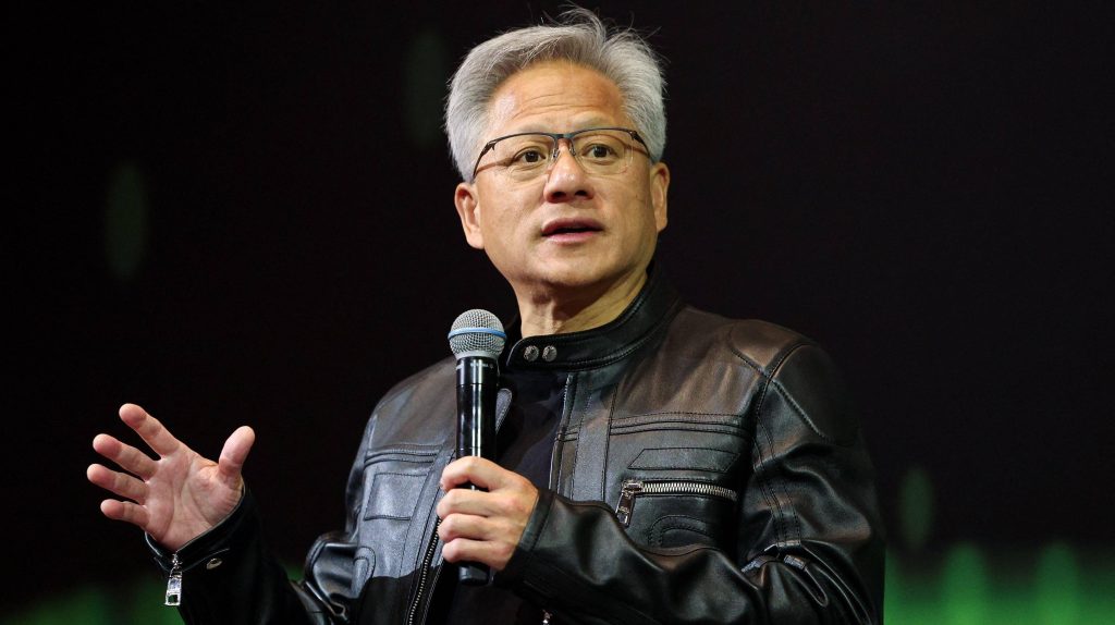黄仁勋否认循环金融的质疑,千亿担保引爆市场,英伟达力挺OpenAI超级算力中心
