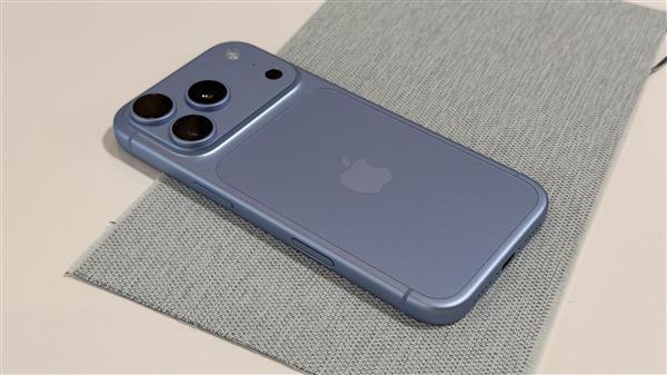 实探苹果门店：iPhone 18 Pro Max黑色最早售罄
