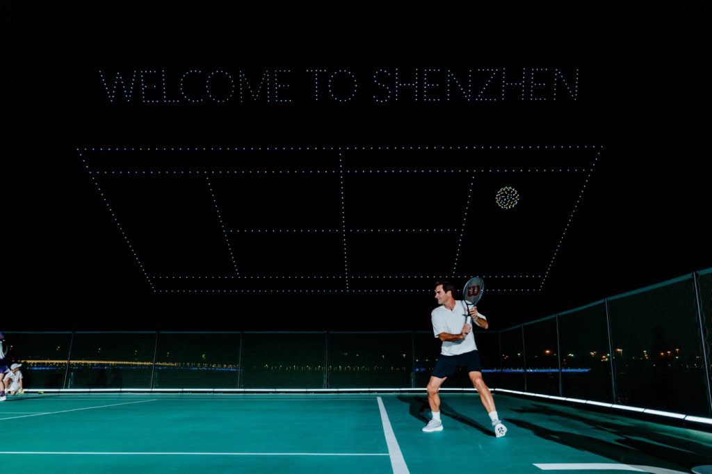 天空与海湾之间 On昂跑致敬费德勒与中国网球同行二十年